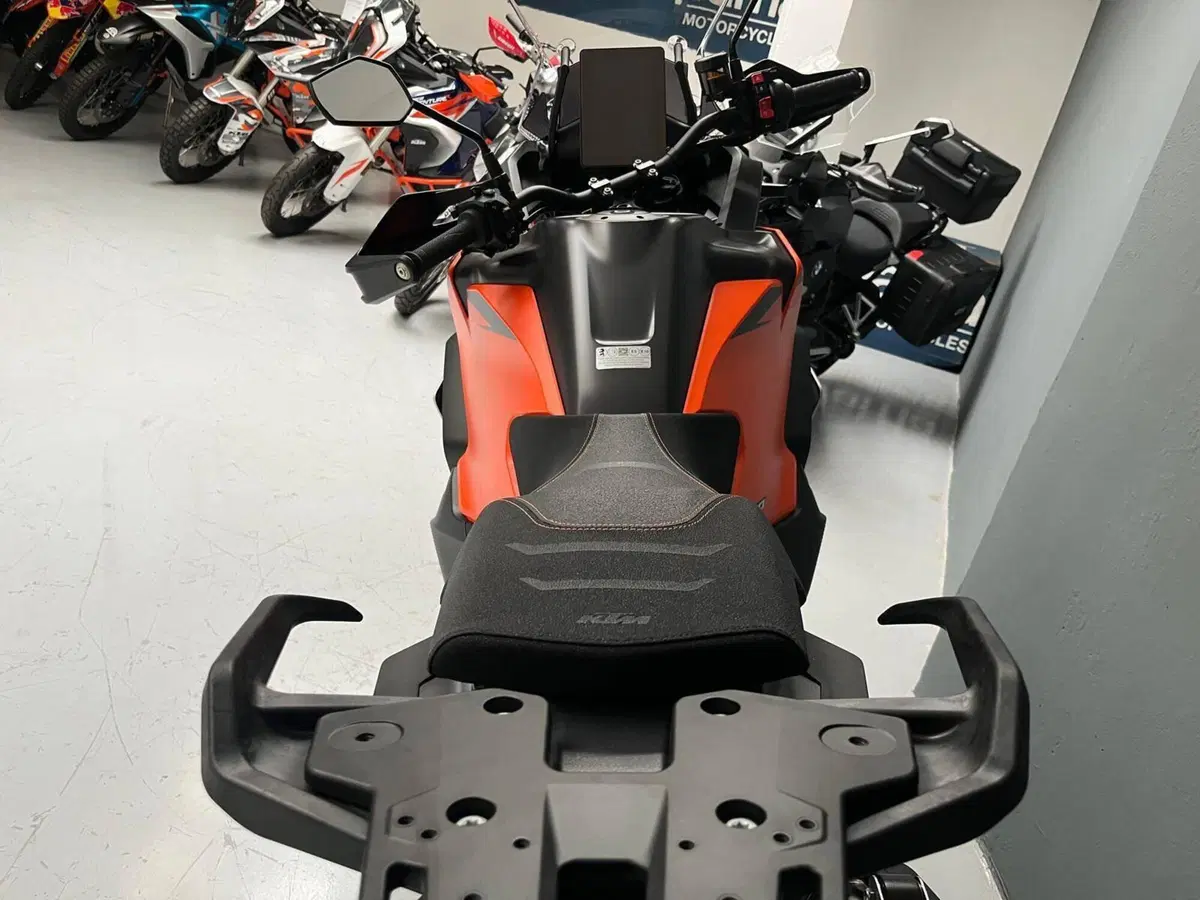 KTM 1390 Super Adventure S EVO (2026) (5)