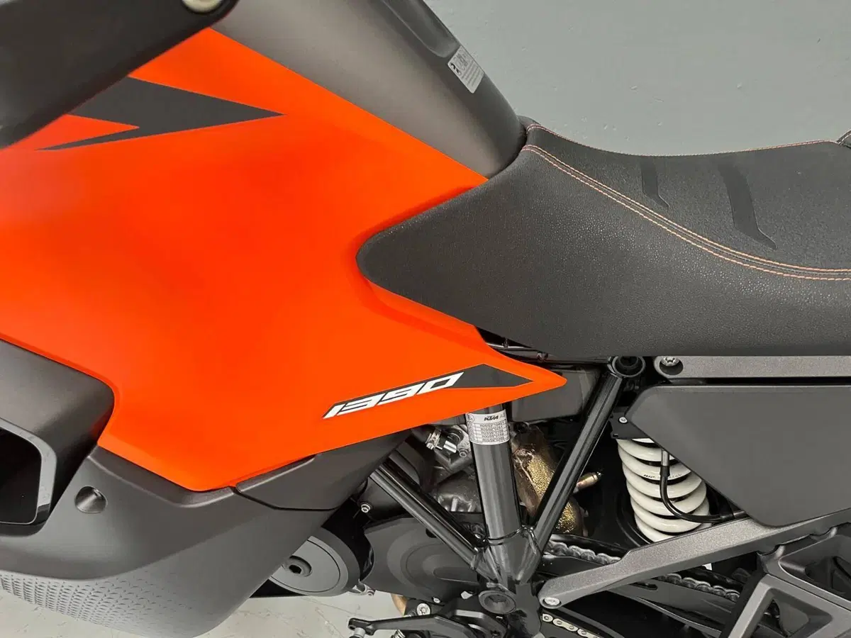 KTM 1390 Super Adventure S EVO (2026) (7)