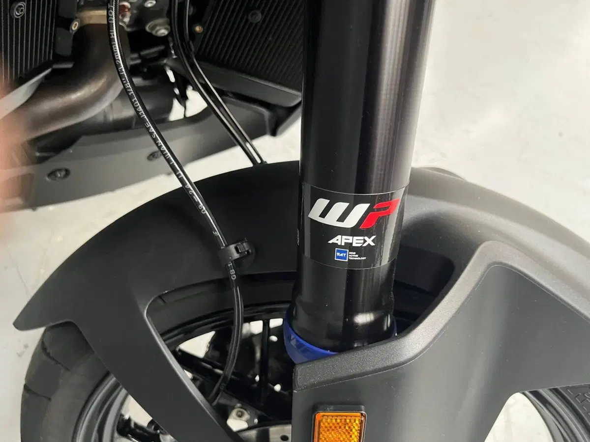KTM 1390 Super Adventure S EVO (2026) (9)