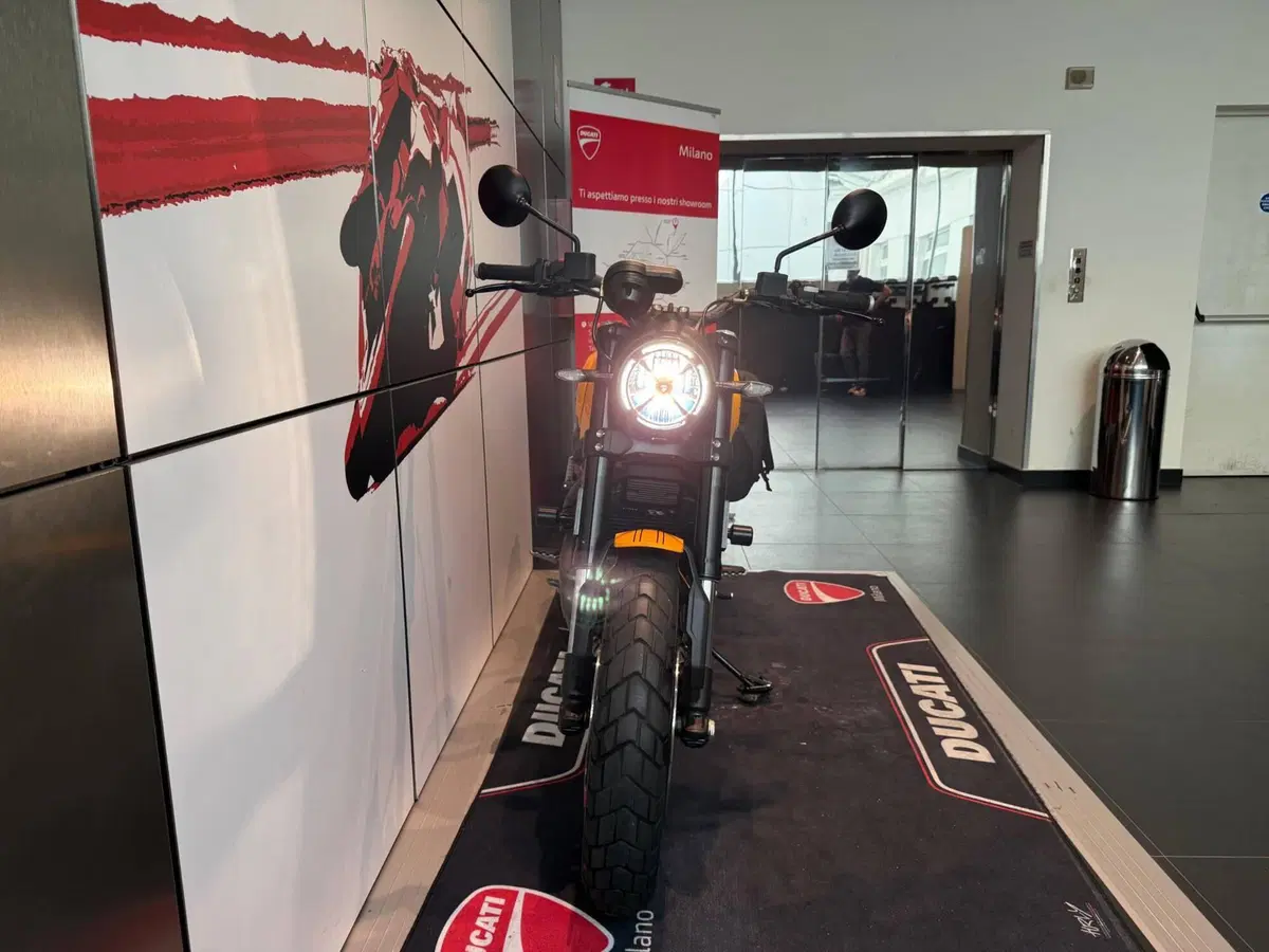 Ducati Scrambler 1100 Tribute Pro (2022 - 24) (16)