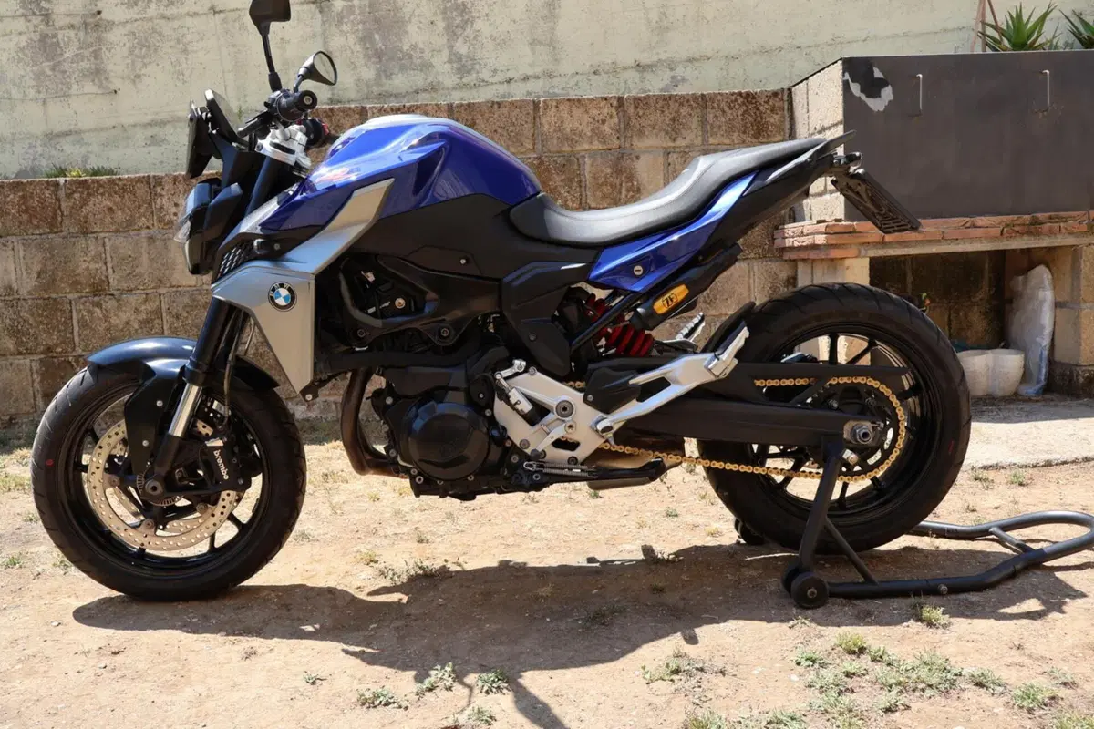 Bmw F 900 R (2021 - 24) (3)