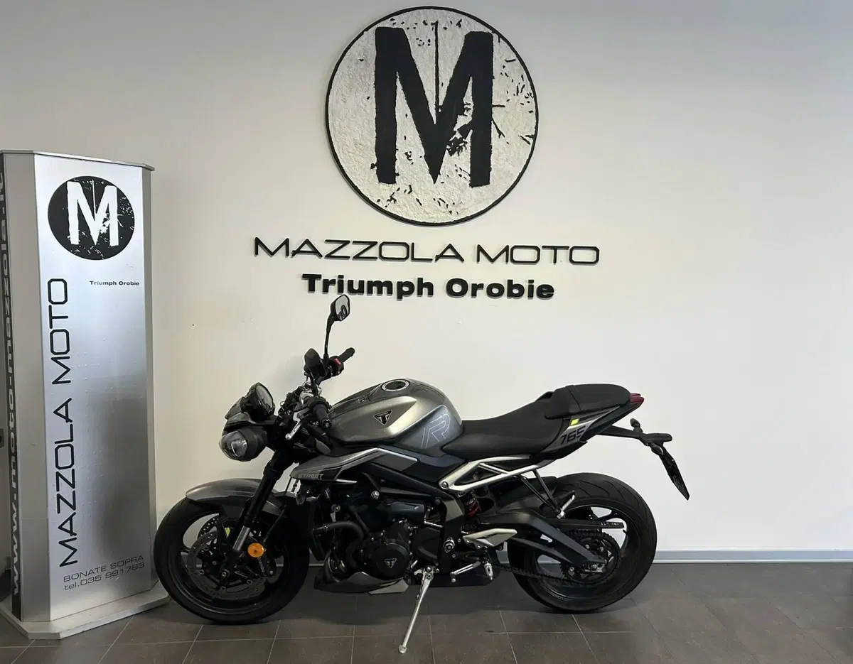 Triumph Street Triple 765 R (2023 - 26) (3)