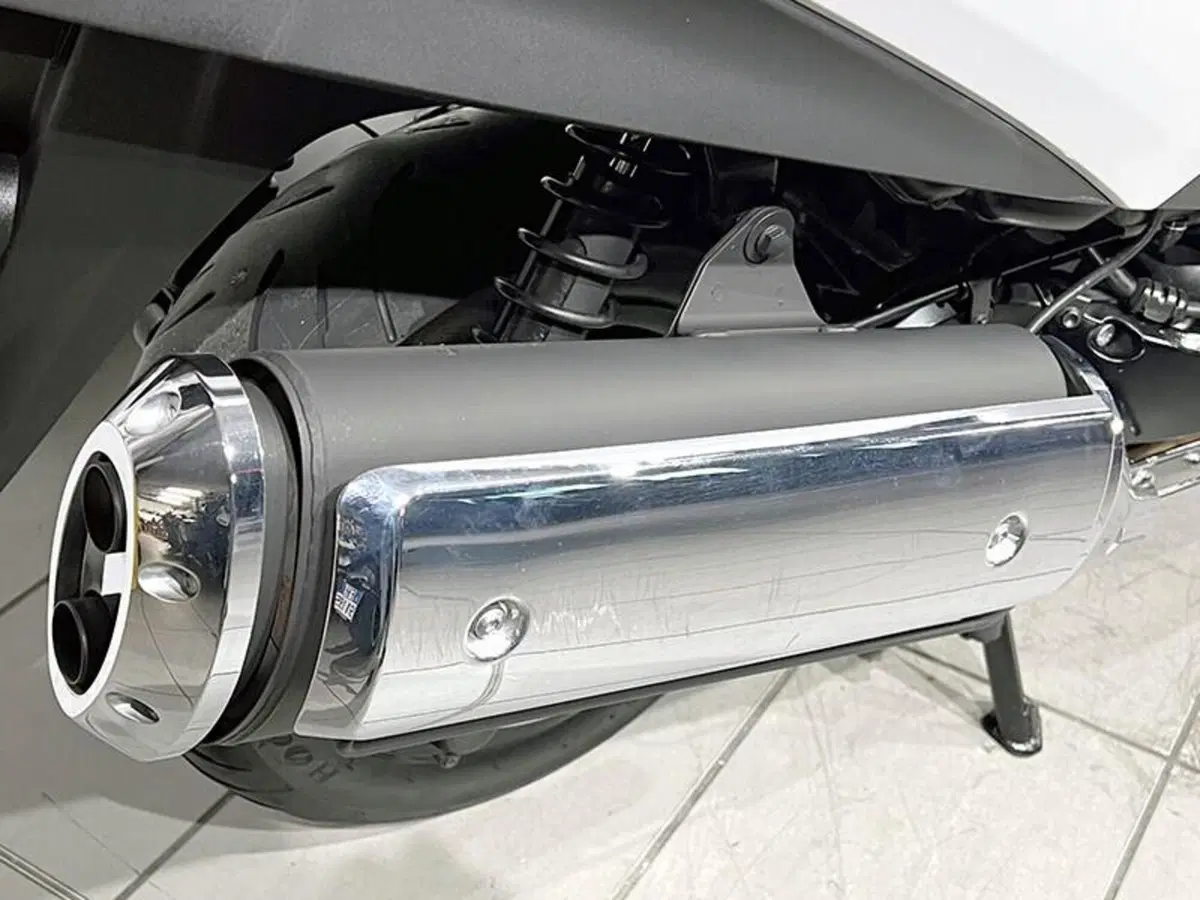 Honda SW-T 400 (2009 - 16) (3)