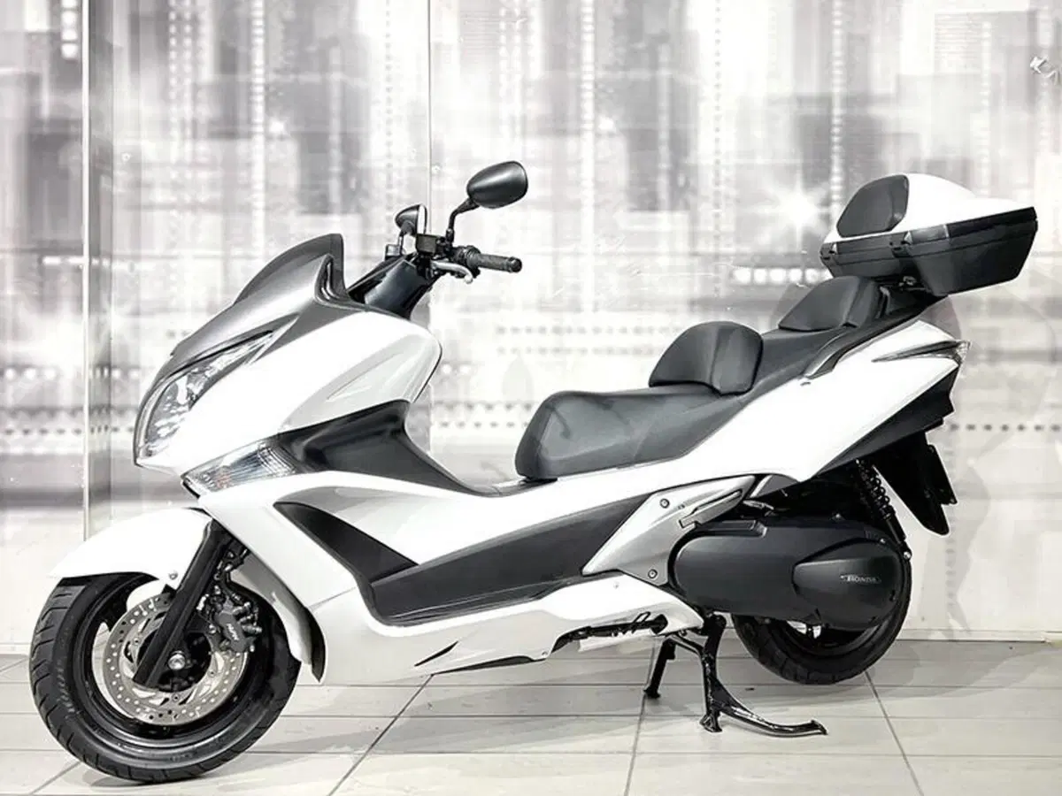 Honda SW-T 400 (2009 - 16) (7)