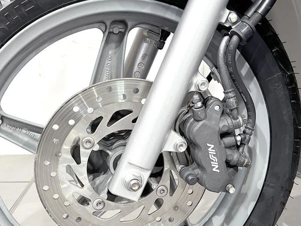 Honda SH 150i (2009 - 12) (5)