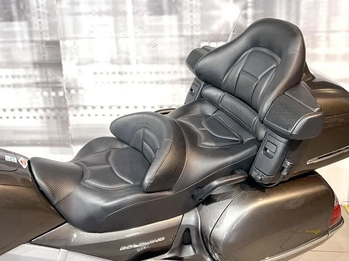Honda GL 1800 Gold Wing (2007 - 11) (5)