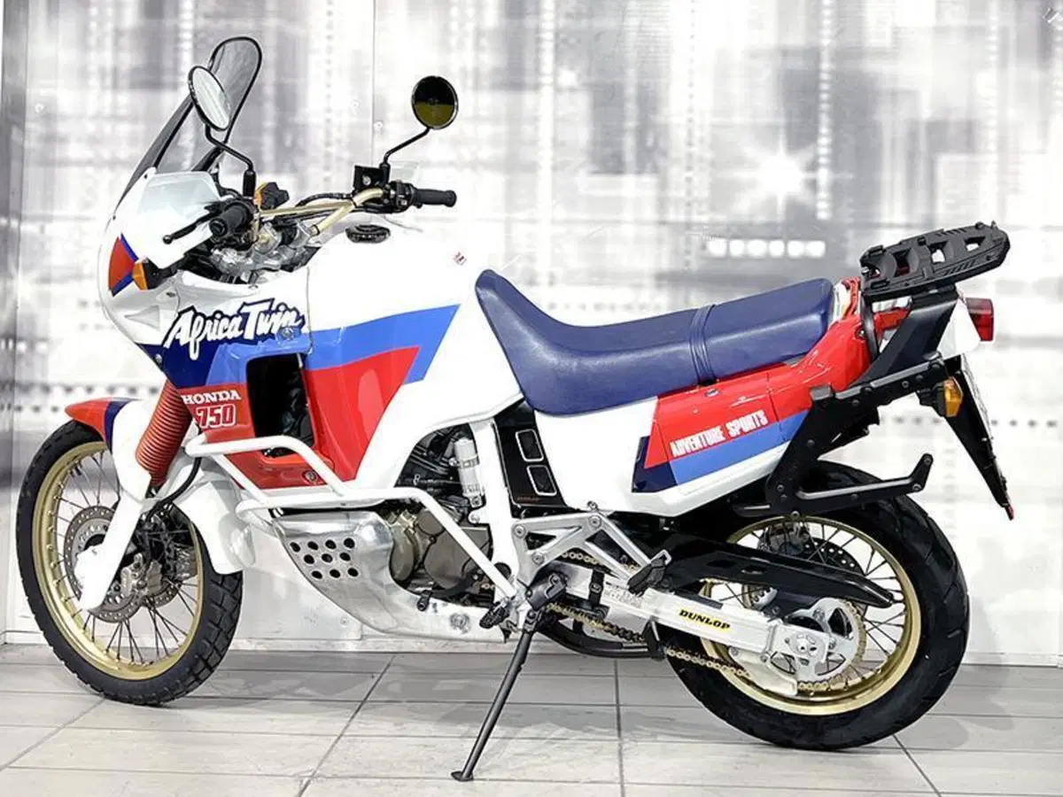 Honda Africa Twin NXR 750 (1990 - 91) (2)