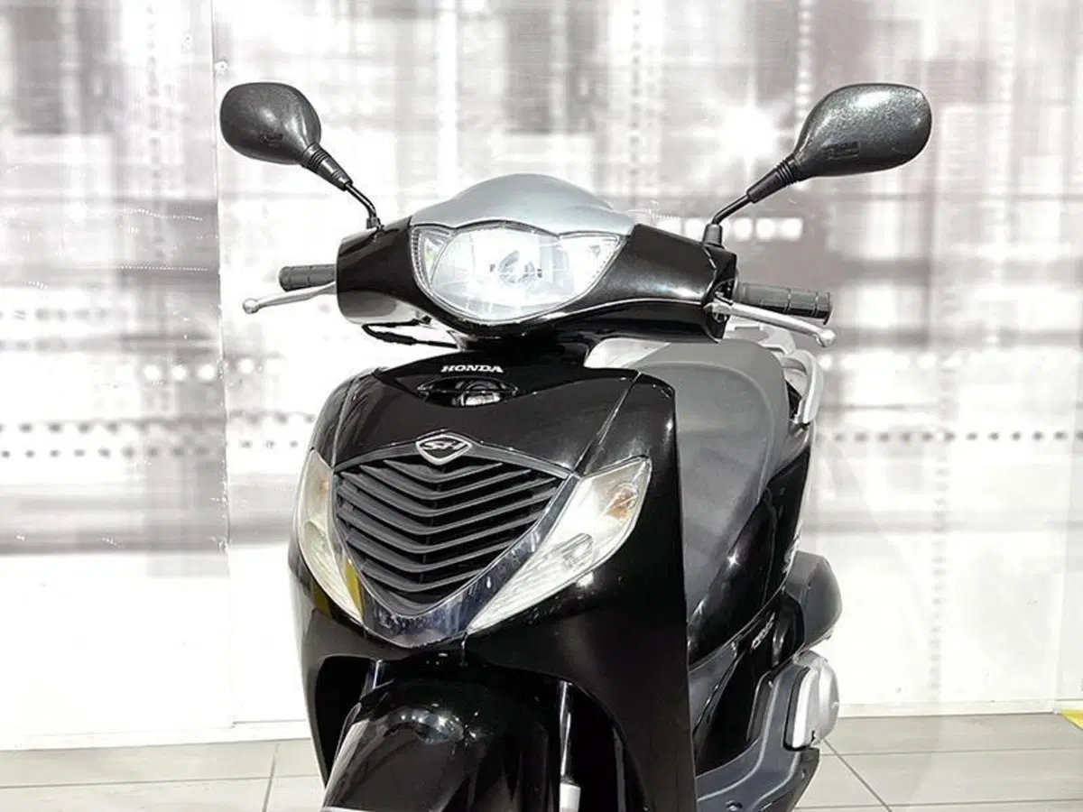 Honda SH 150i (2005 - 08) (9)