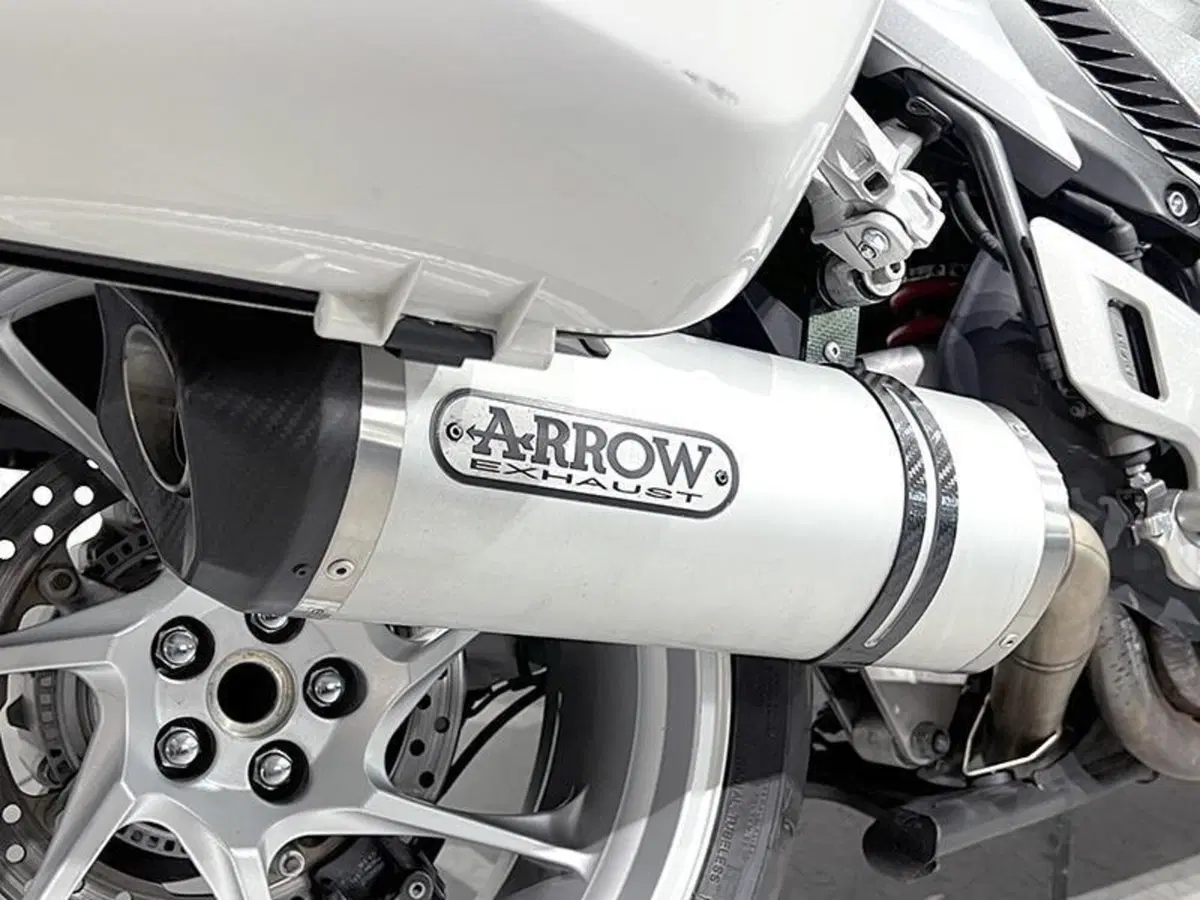 Honda VFR 1200 F ABS (2009 - 16) (3)