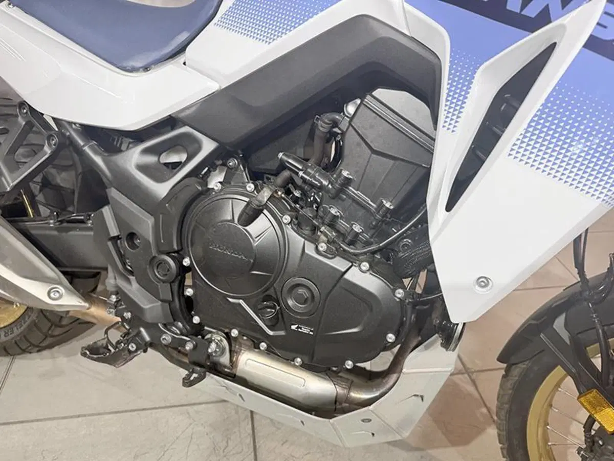 Honda Transalp XL750 (2023 - 24) (4)