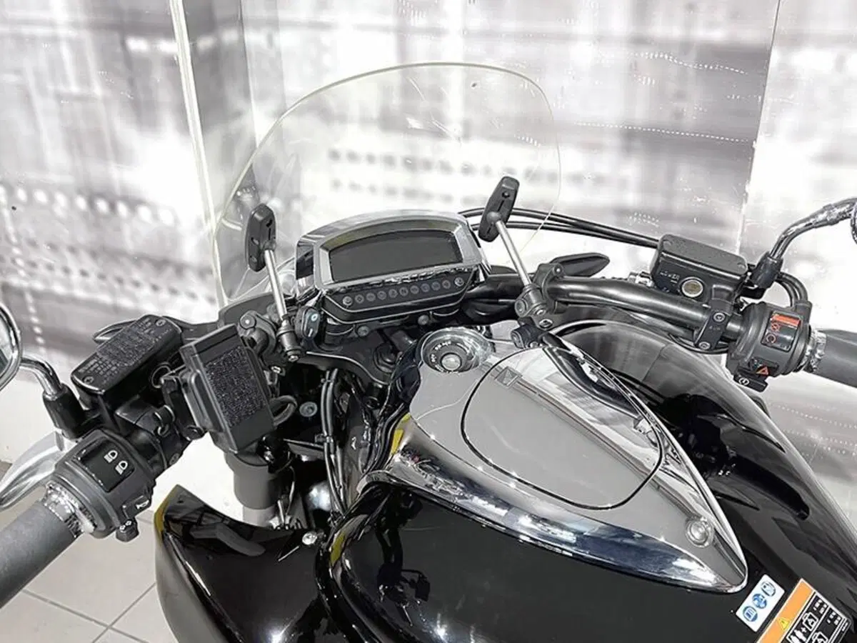 Honda GL 1800 F6C ABS (2014 - 16) (5)