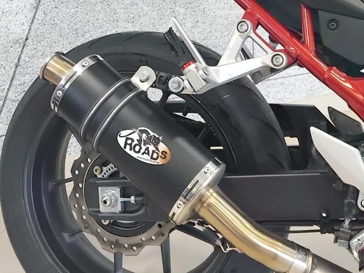 Honda CB 750 Hornet (2025) (7)