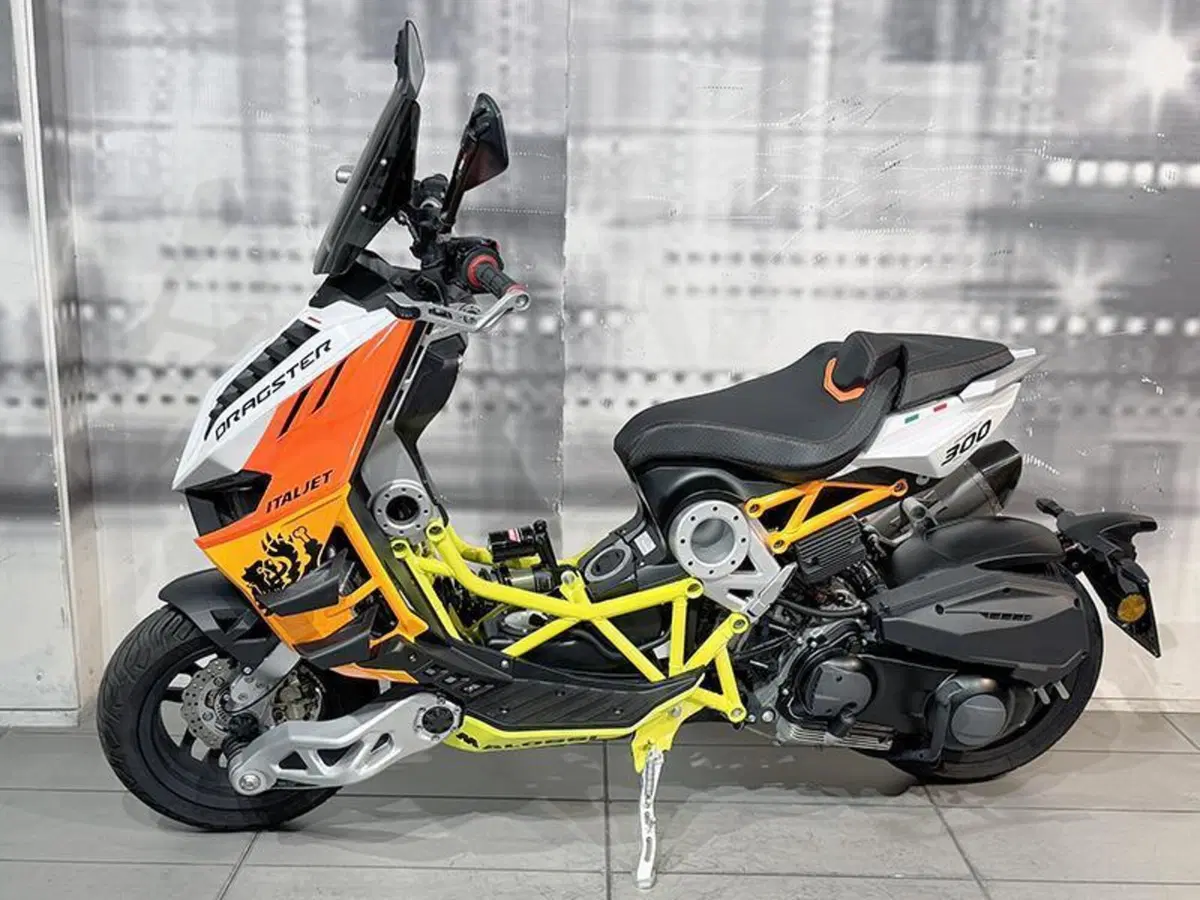 Italjet Moto Dragster 300 (2024) (7)