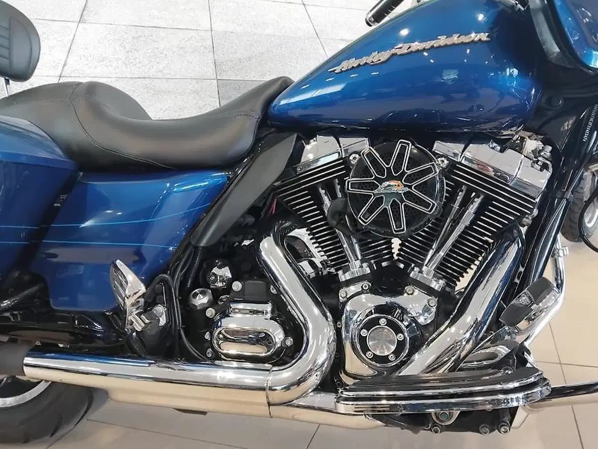 Harley-Davidson 1690 Road Glide Special (2013 - 16) (3)