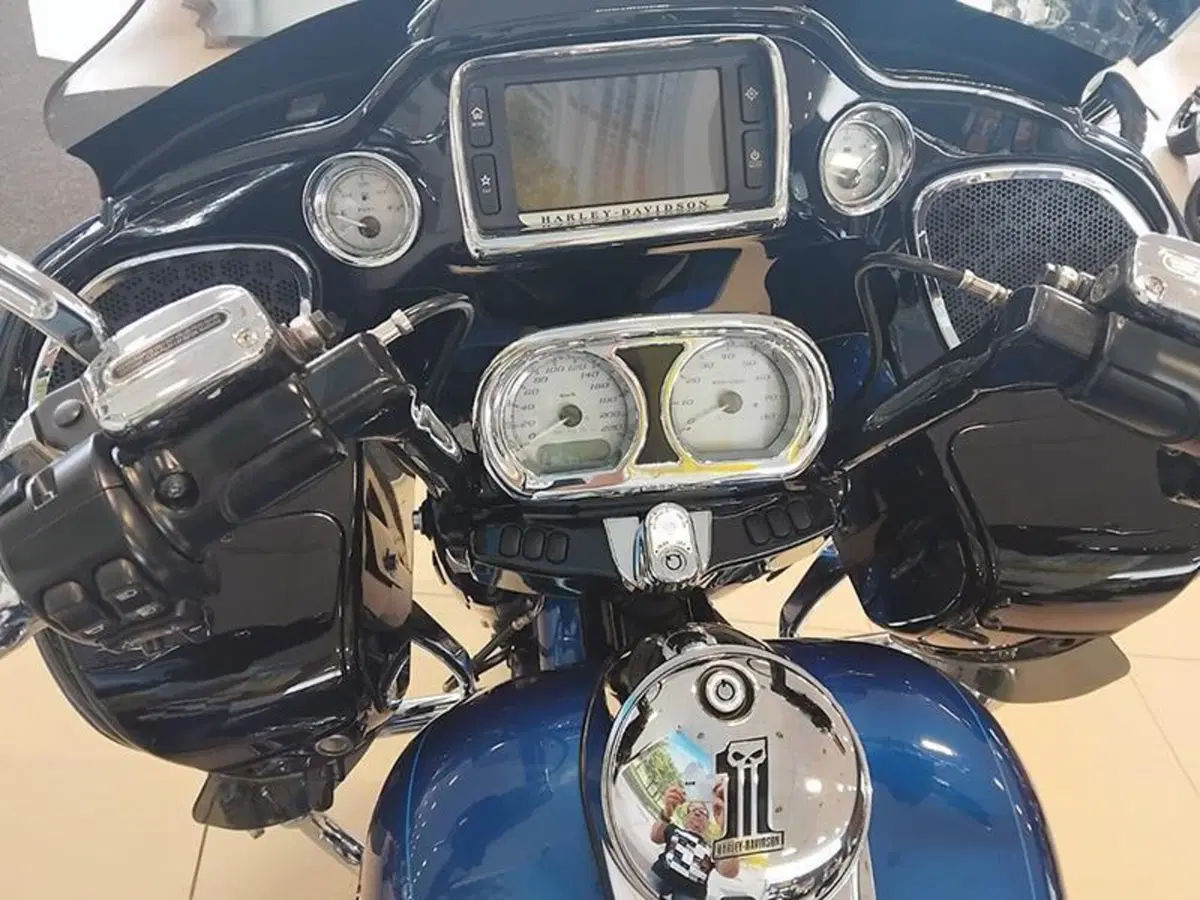 Harley-Davidson 1690 Road Glide Special (2013 - 16) (6)