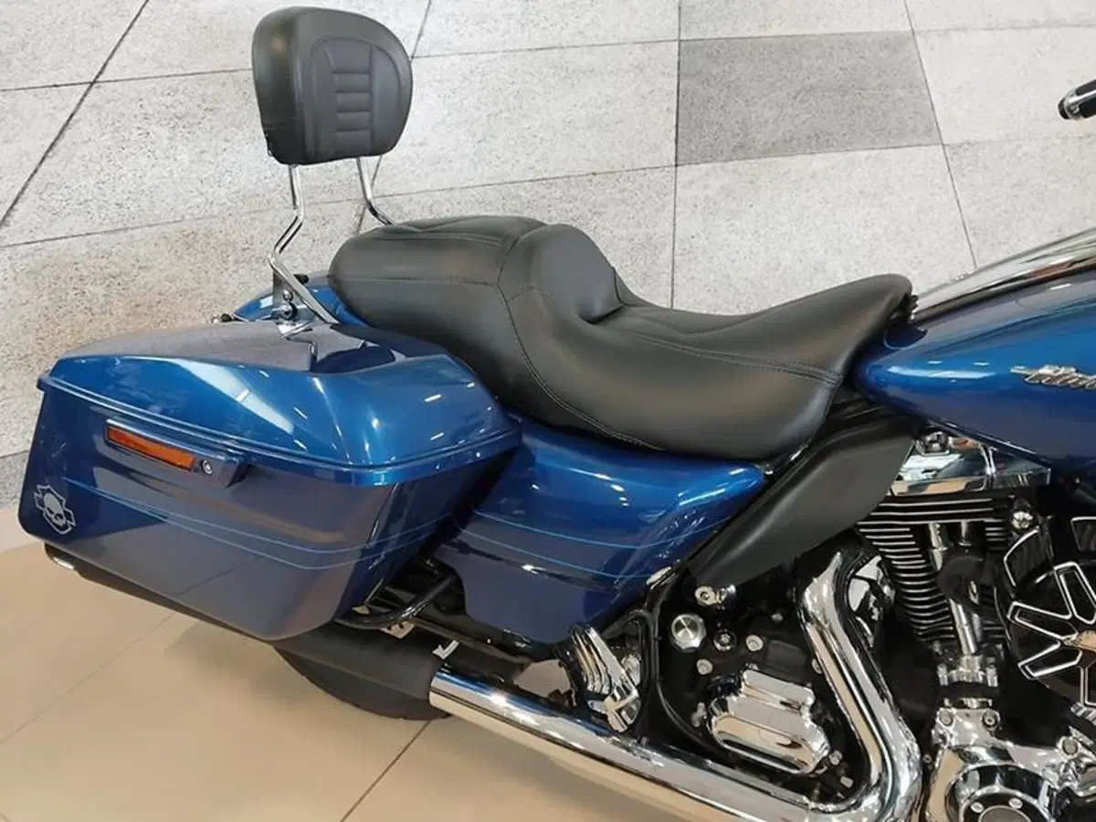Harley-Davidson 1690 Road Glide Special (2013 - 16) (9)