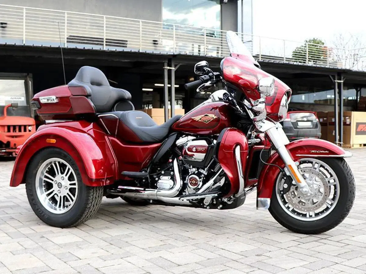 Harley-Davidson Tri Glide Ultra (2021 - 26)