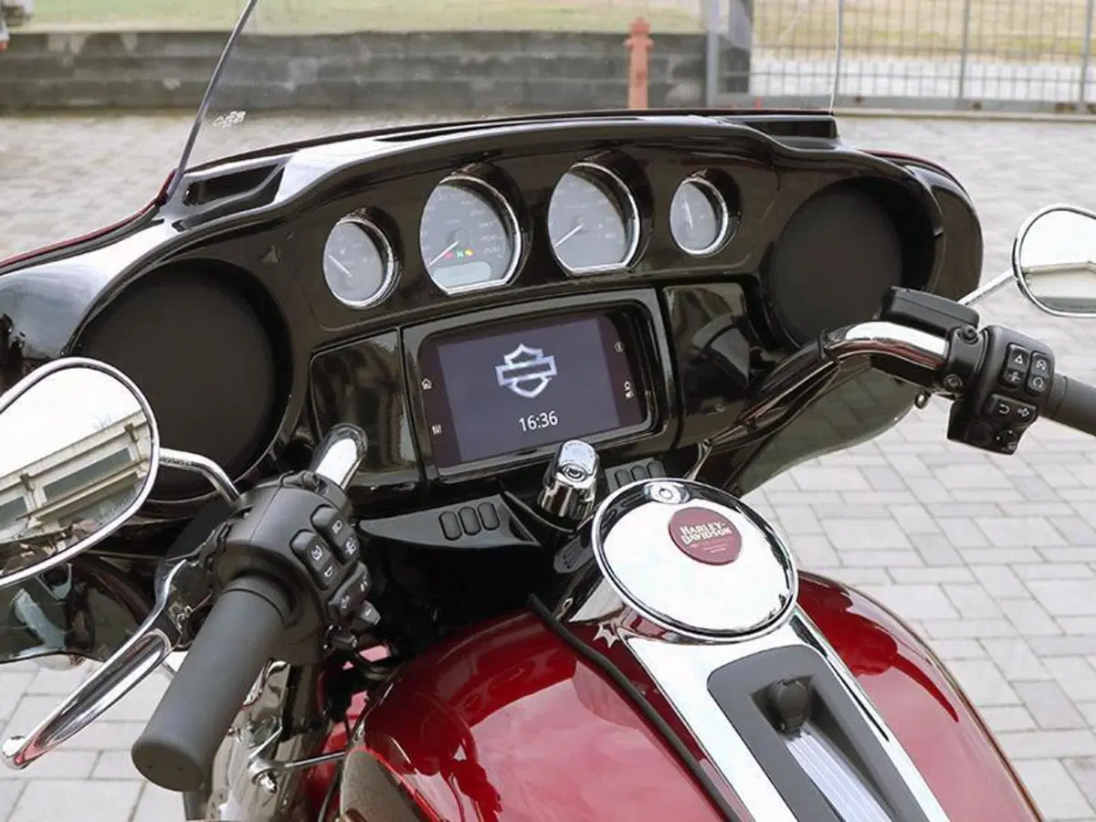 Harley-Davidson Tri Glide Ultra (2021 - 26) (6)