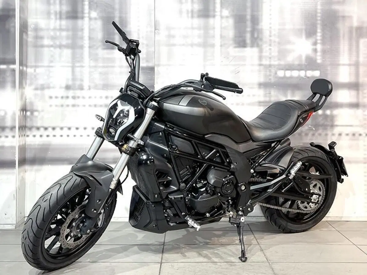 Benelli 502 C (2019 - 20) (7)