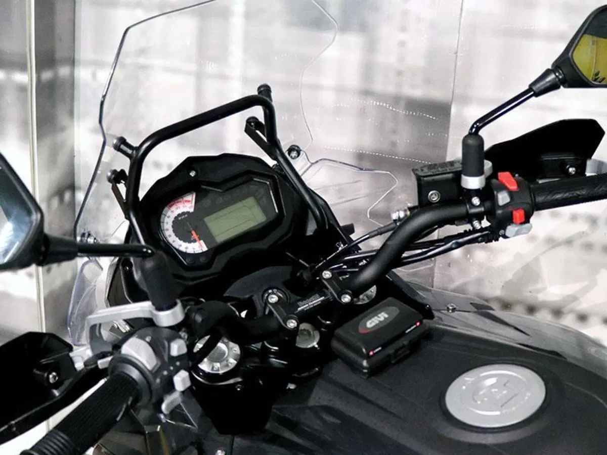 Benelli TRK 502 (2021 - 25) (4)