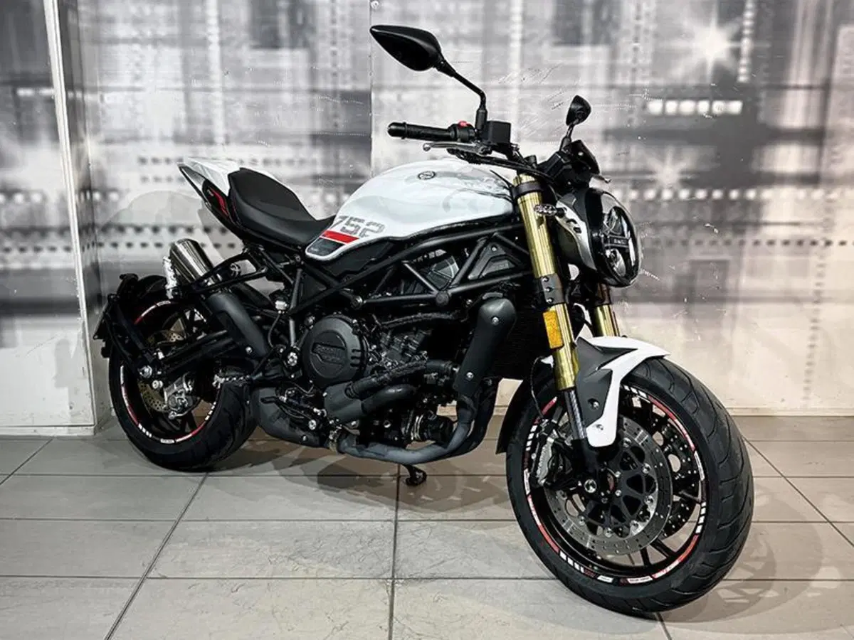 Benelli 752 S (2022 - 25)