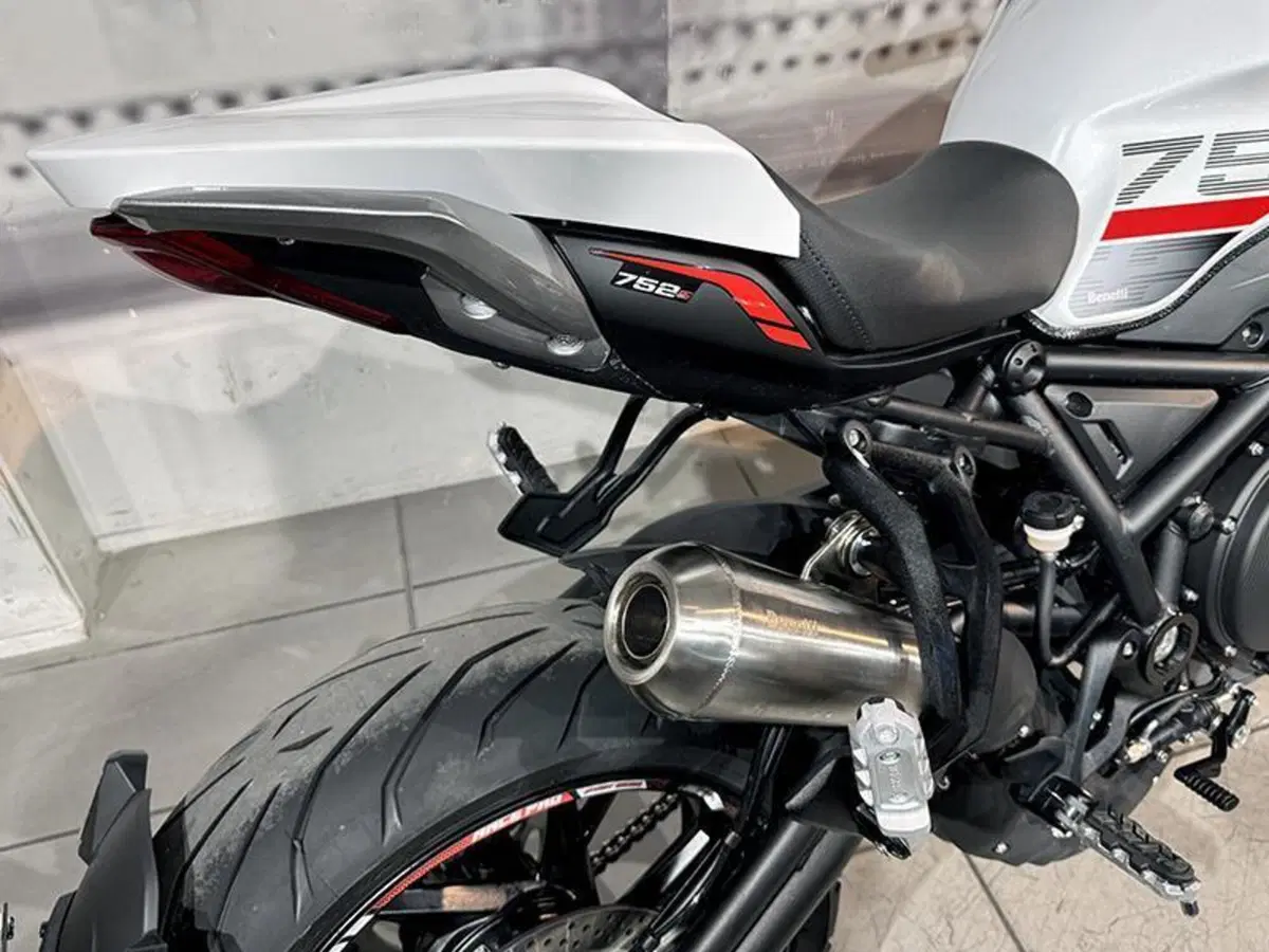 Benelli 752 S (2022 - 25) (6)