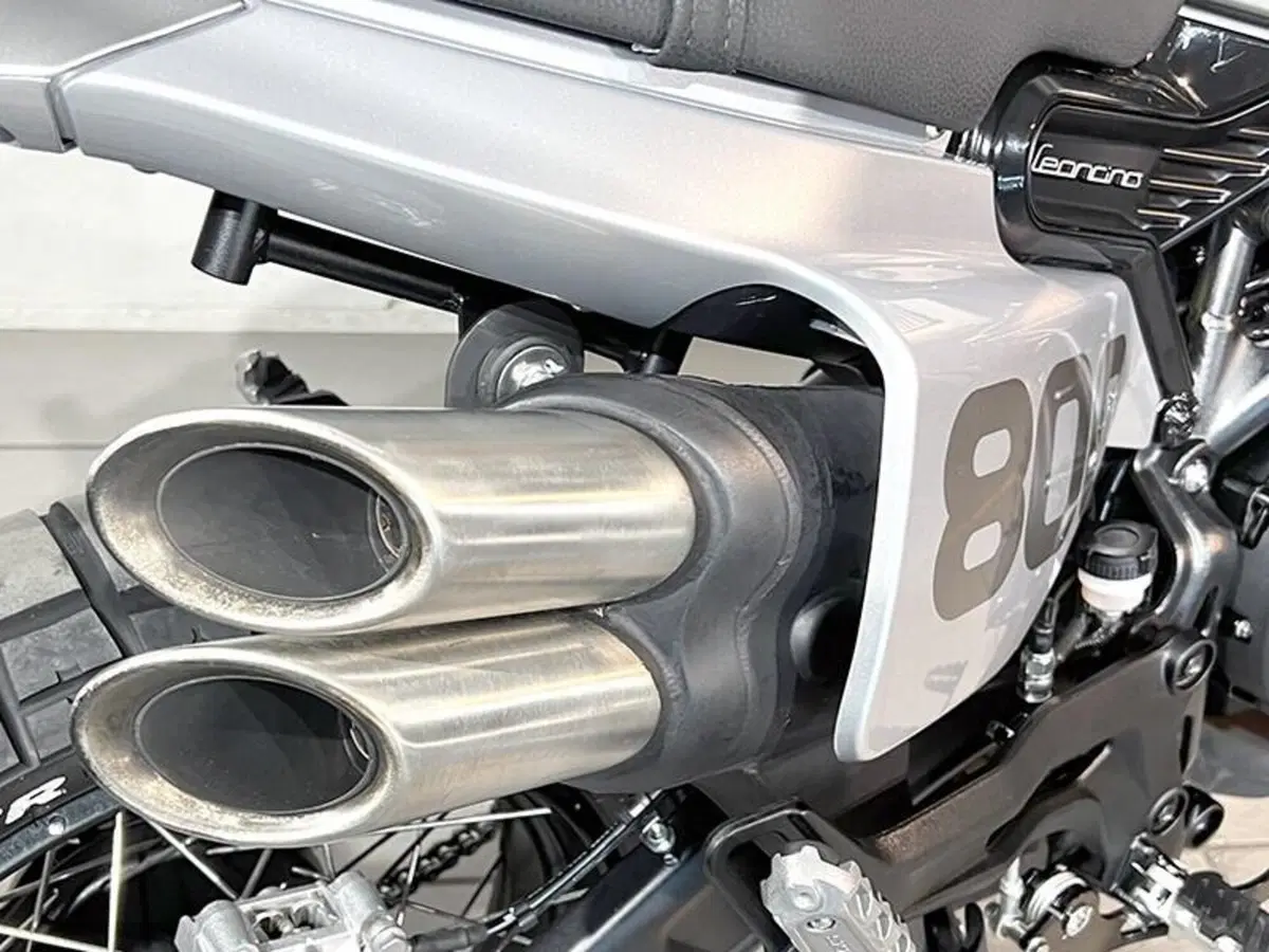 Benelli Leoncino 800 (2022 - 26) (3)