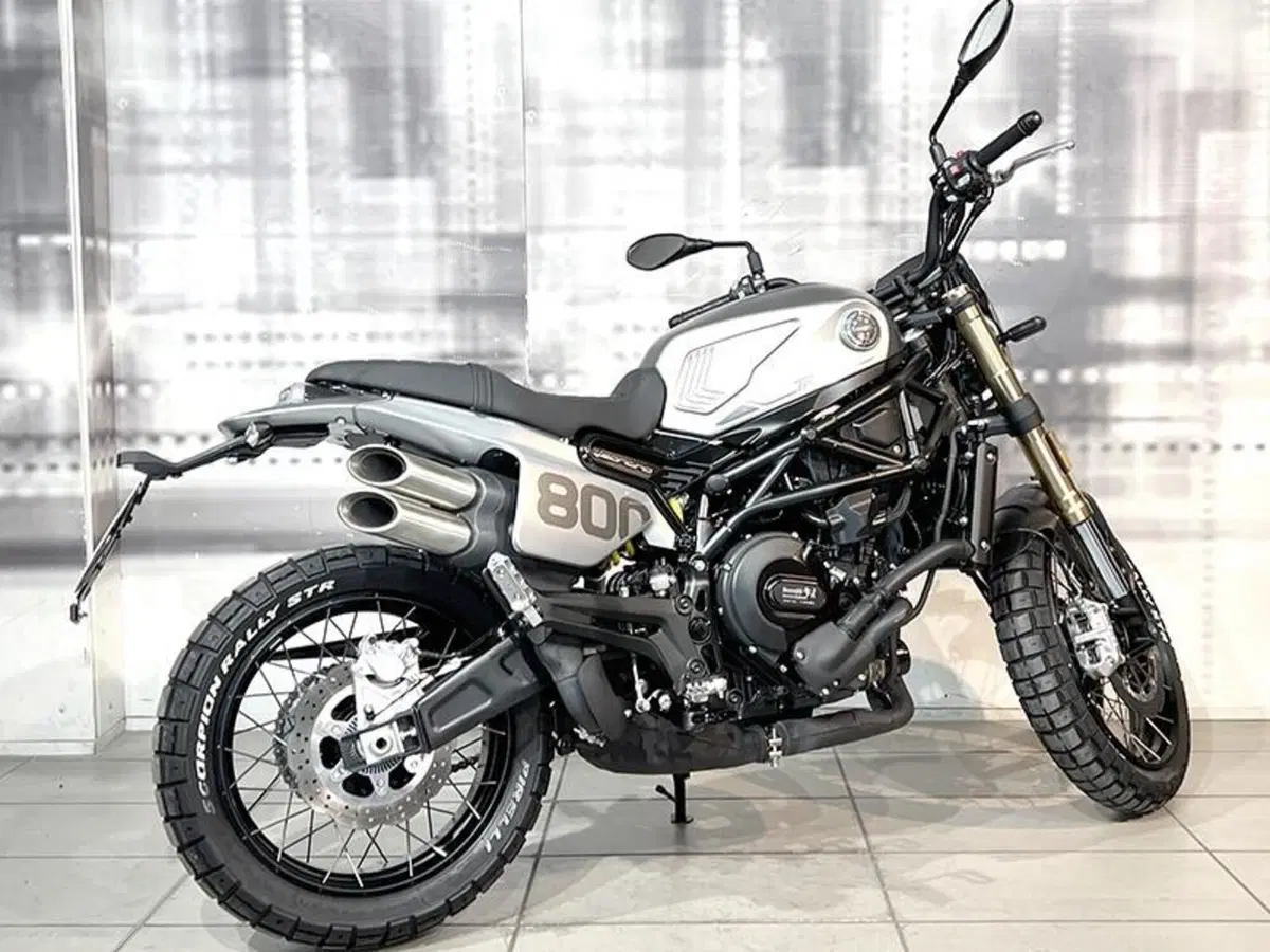 Benelli Leoncino 800 (2022 - 26) (7)