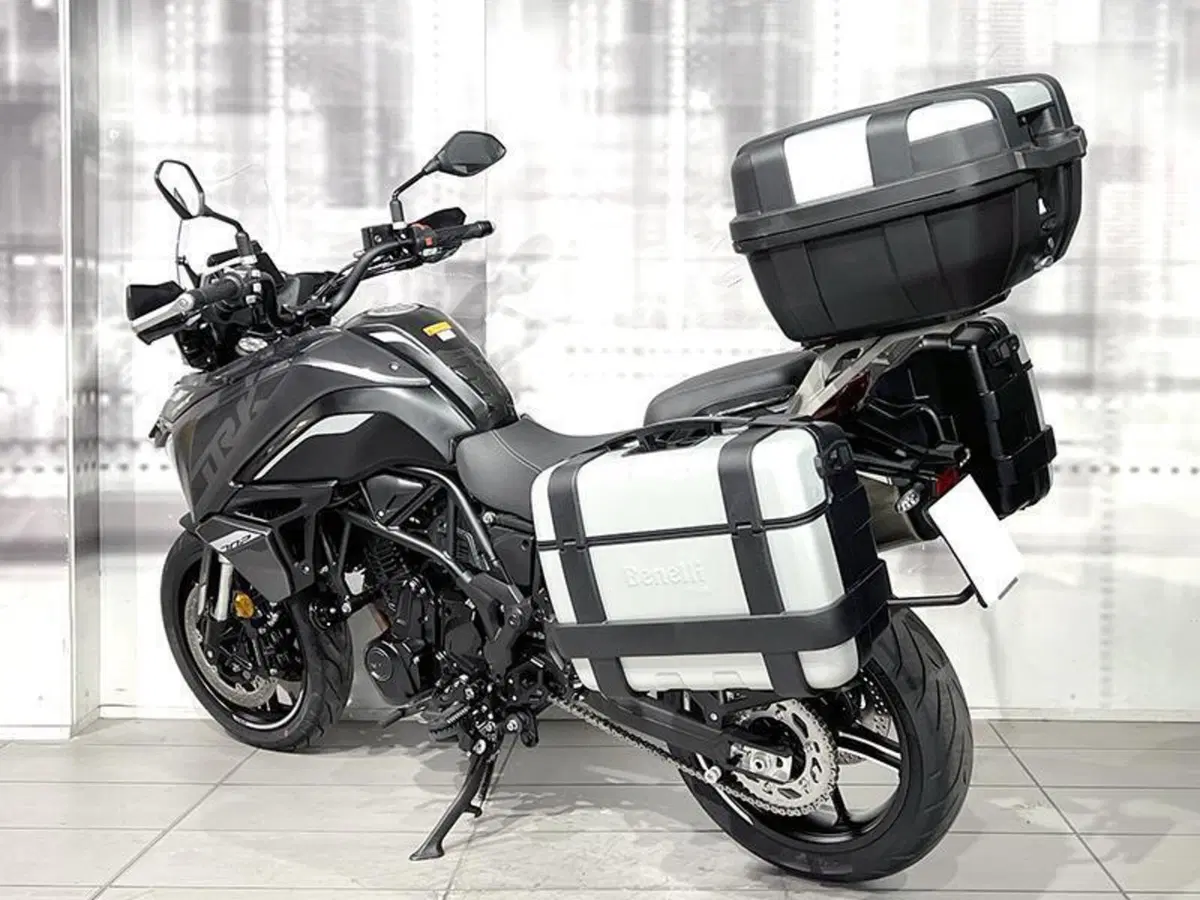 Benelli TRK 702 (2023 - 25) (2)