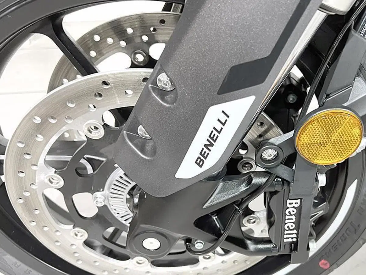 Benelli TRK 702 (2023 - 25) (4)