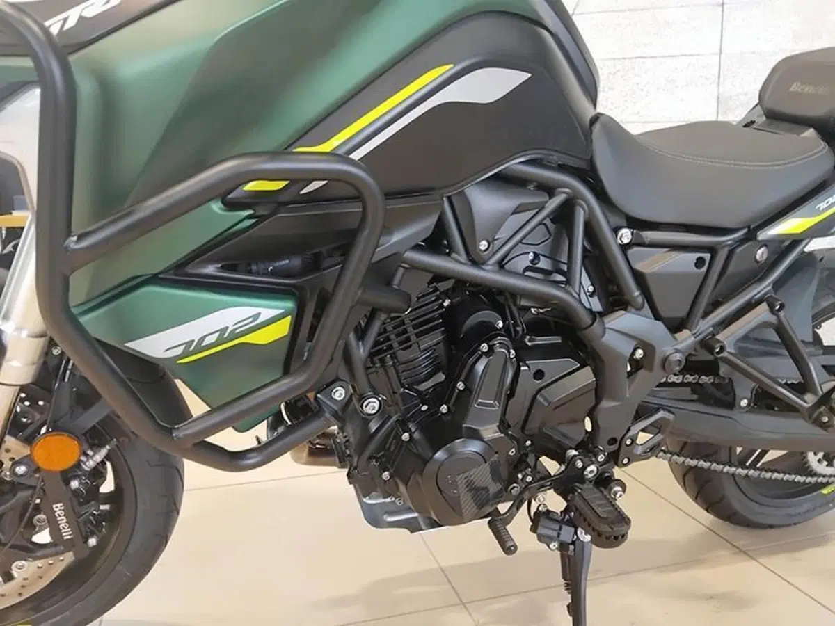 Benelli TRK 702 (2023 - 25) (3)