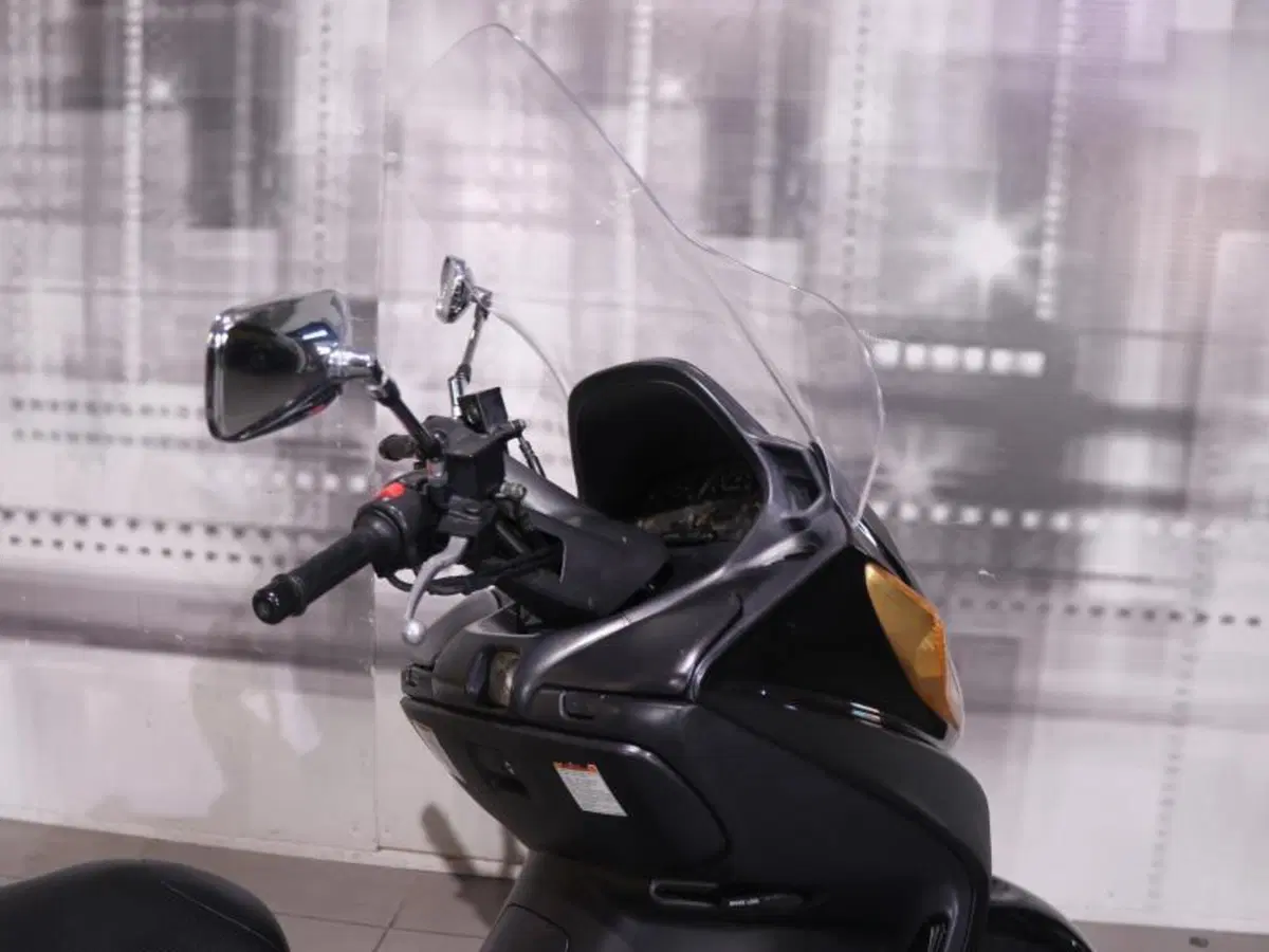 Suzuki Burgman AN 400 i.e. (2004 - 05) (5)