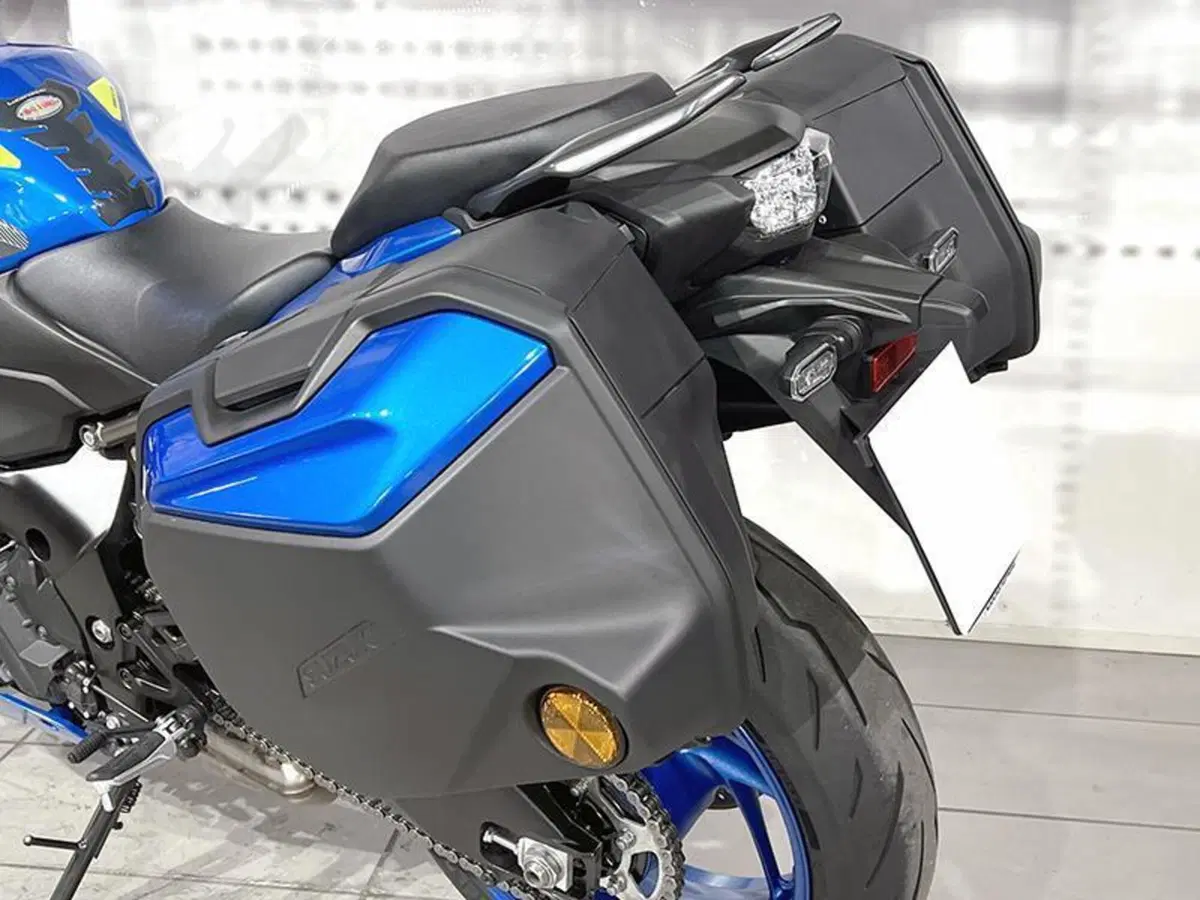 Suzuki GSX-S1000 (2021 - 25) (5)