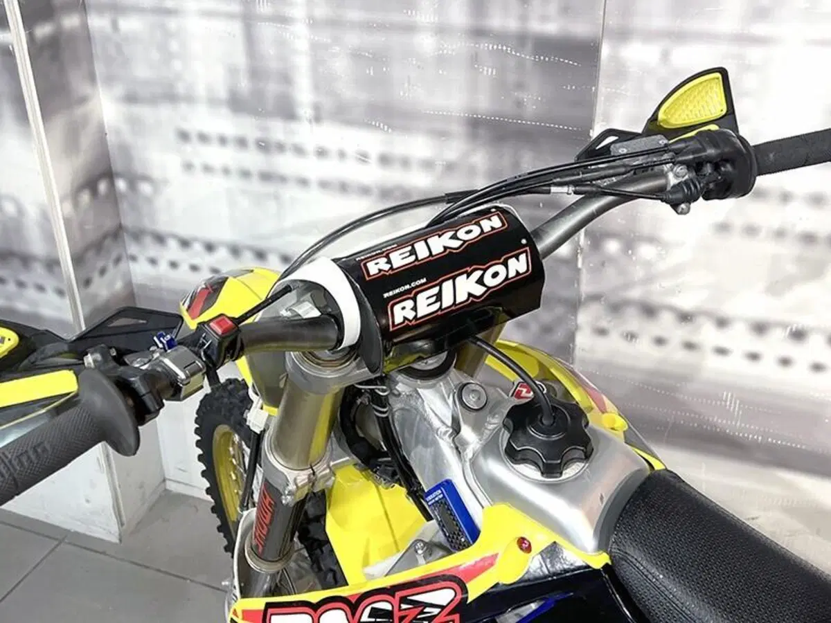 Suzuki RM 450 Z (2008 - 11) (6)