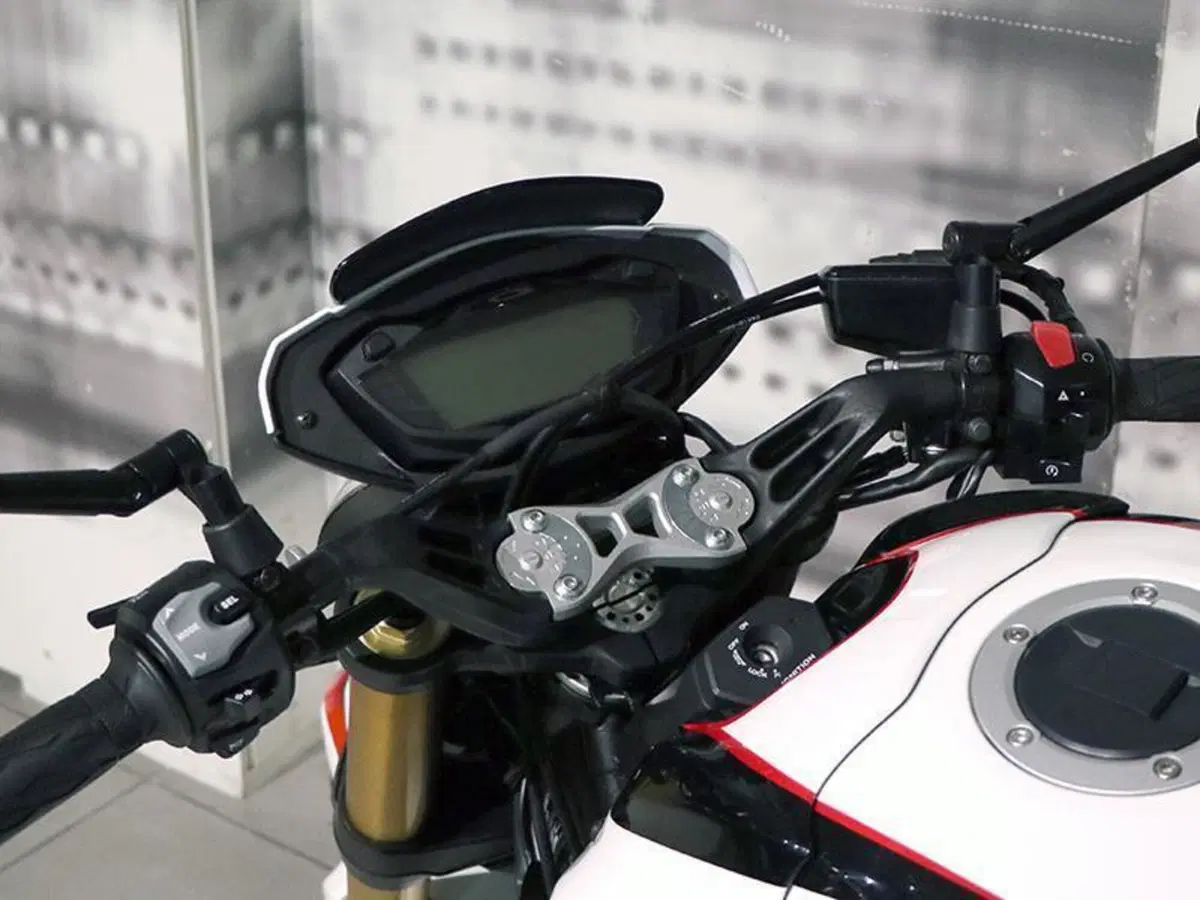 Suzuki GSX-R1000 (2012 - 15) (6)