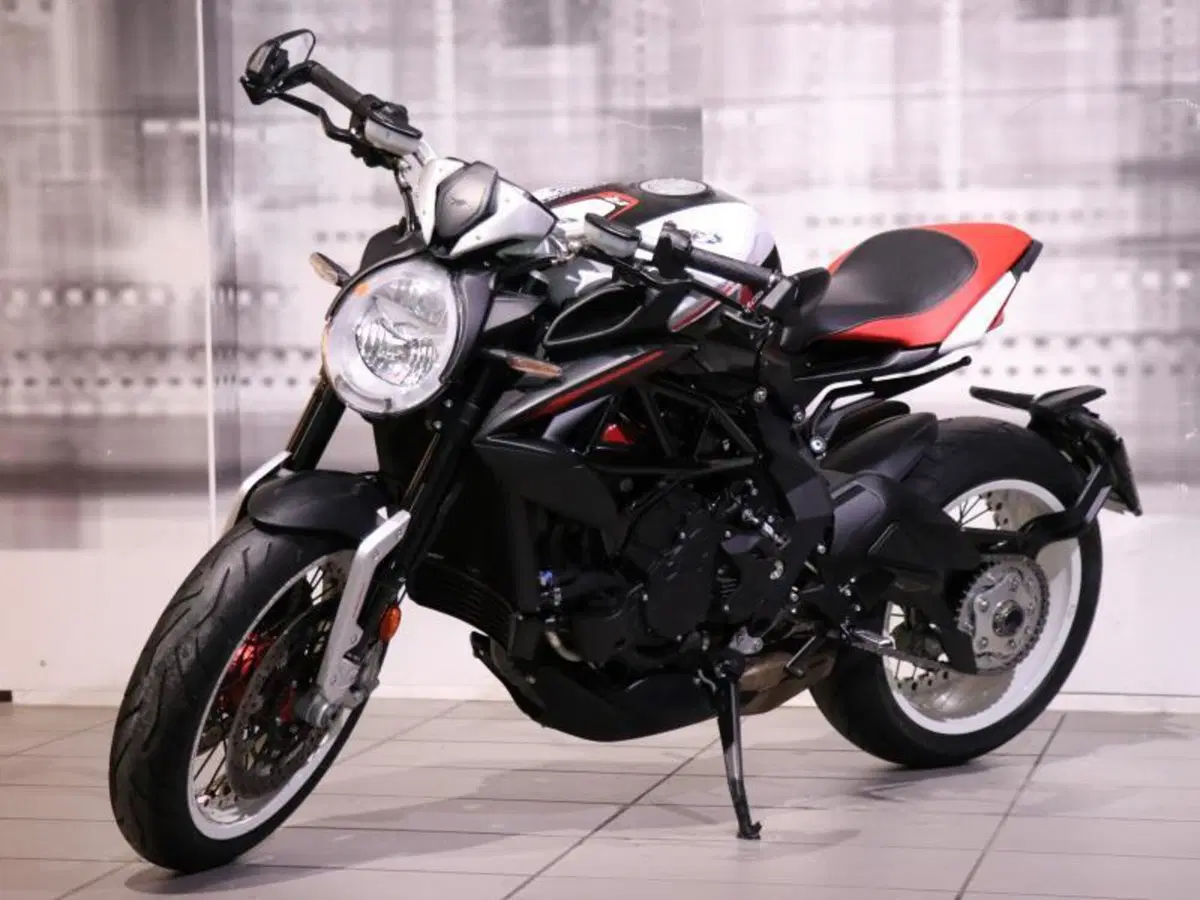 MV Agusta Dragster 800 RR (2018 - 20) (7)