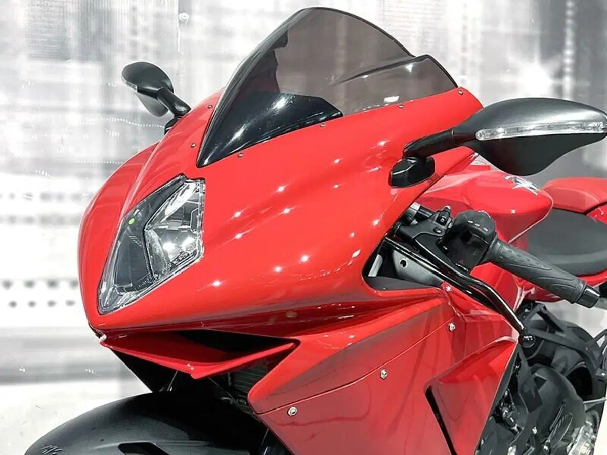 MV Agusta F3 800 Rosso (2021 - 23) (5)