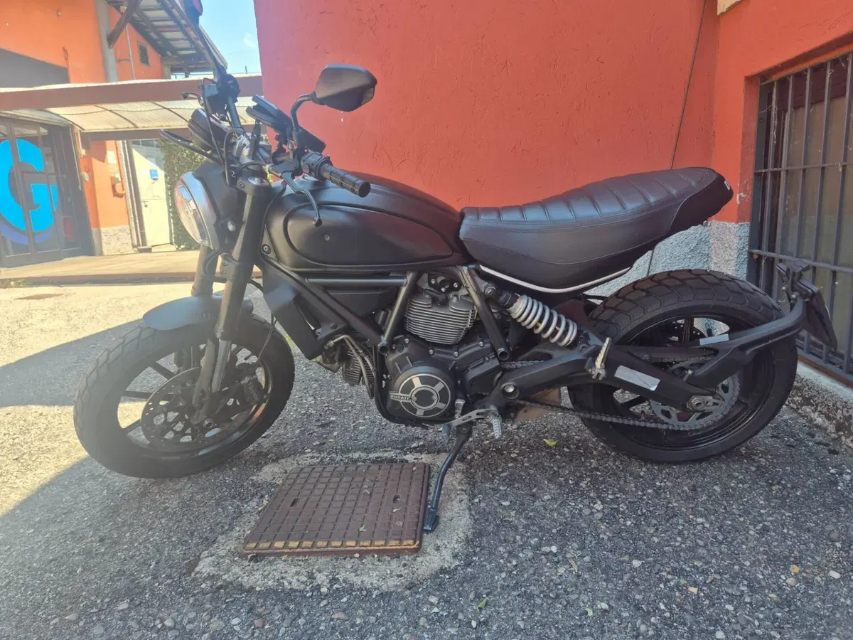 Ducati Scrambler 800 Classic (2015 - 16) (2)