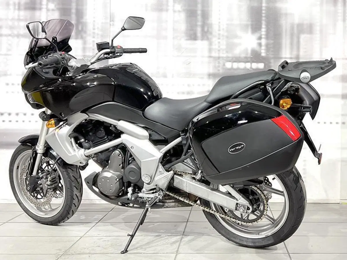 Kawasaki Versys 650 (2006 - 09) (2)