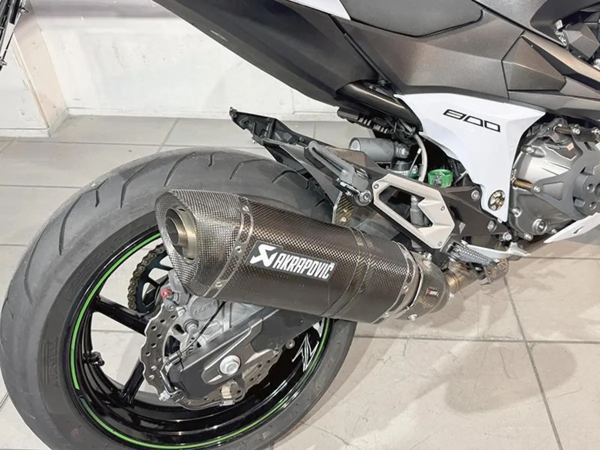 Kawasaki Z 800 ABS (2012 - 16) (4)