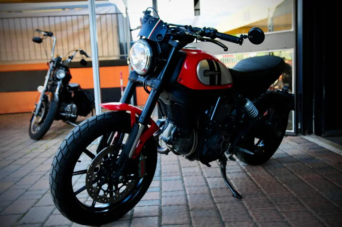 Ducati Scrambler 800 Icon (2015 - 16) (5)