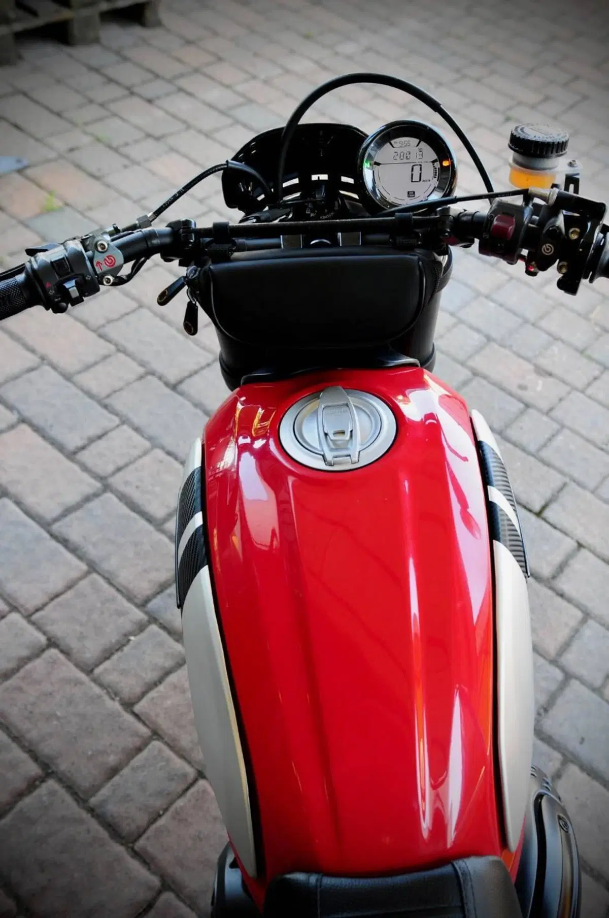 Ducati Scrambler 800 Icon (2015 - 16) (13)