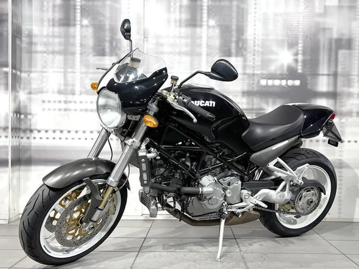 Ducati Monster S4R (2003 - 05) (6)