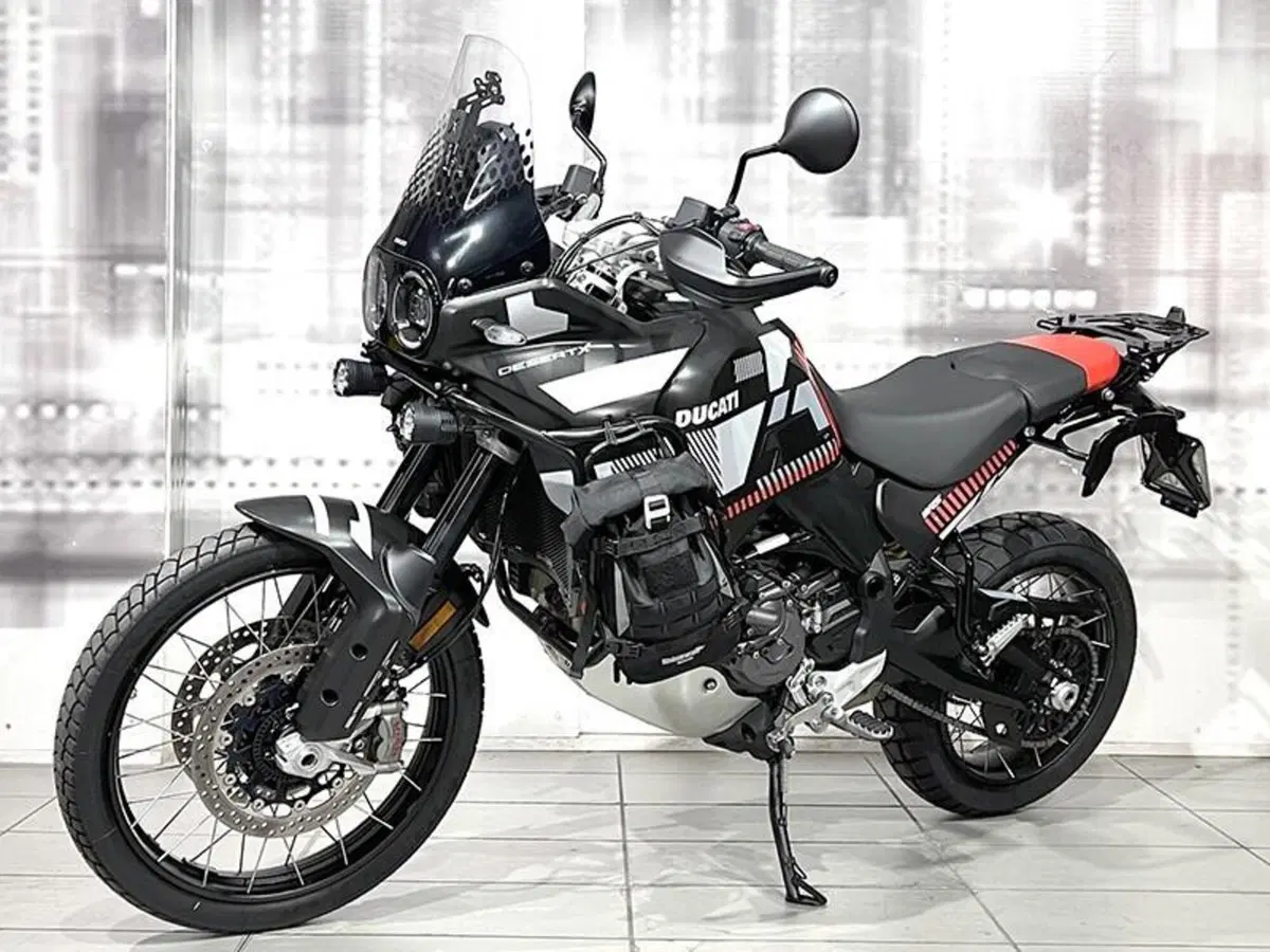 Ducati DesertX (2022 - 25) (7)