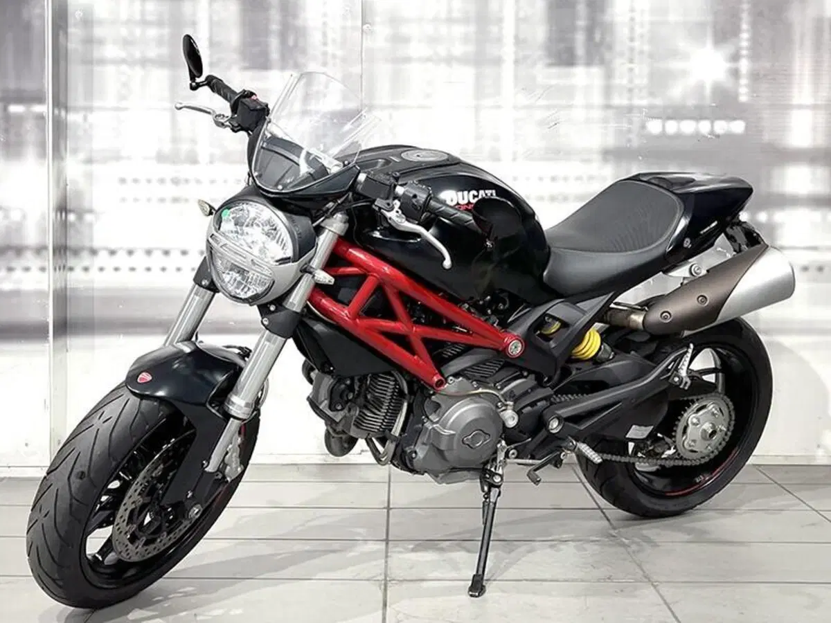 Ducati Monster 796 (2010 - 13) (7)