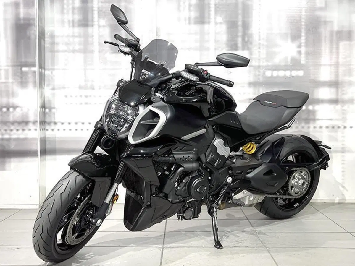 Ducati Diavel V4 (2023 - 26) (7)