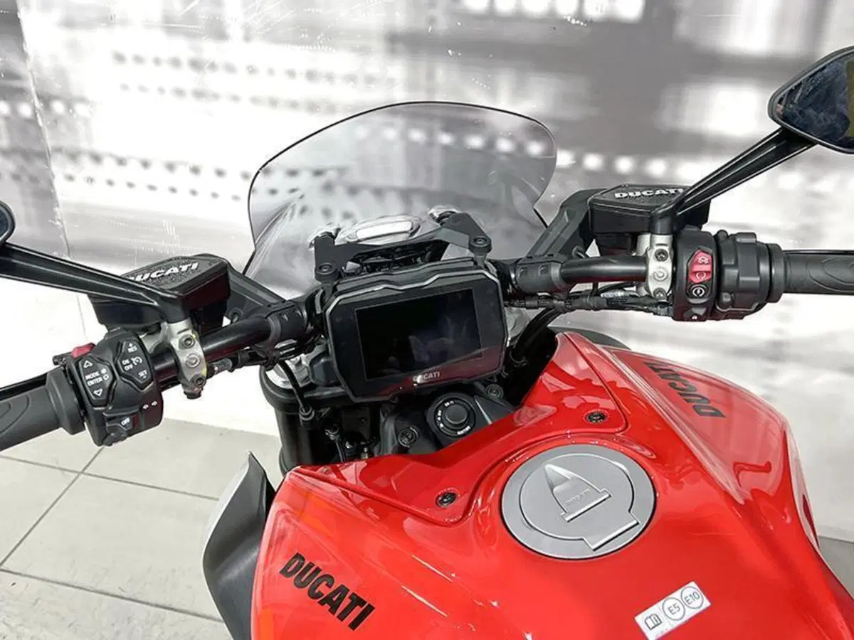 Ducati Diavel V4 (2023 - 26) (6)