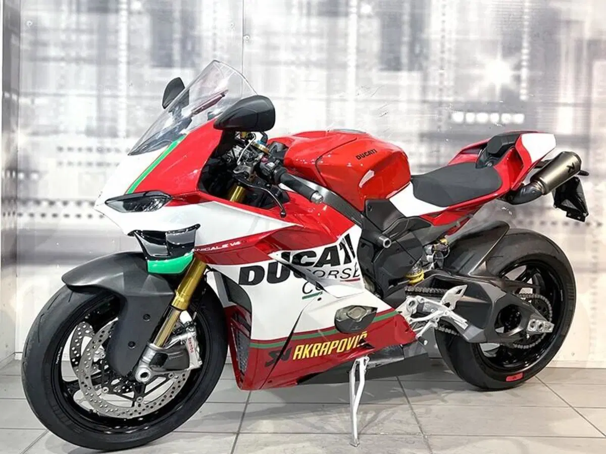 Ducati Panigale V4 S (2025 - 26) (7)