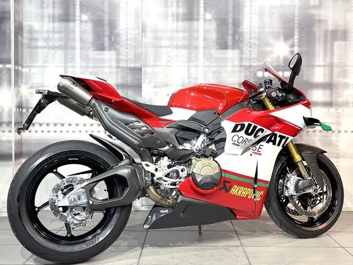 Ducati Panigale V4 S (2025 - 26) (8)