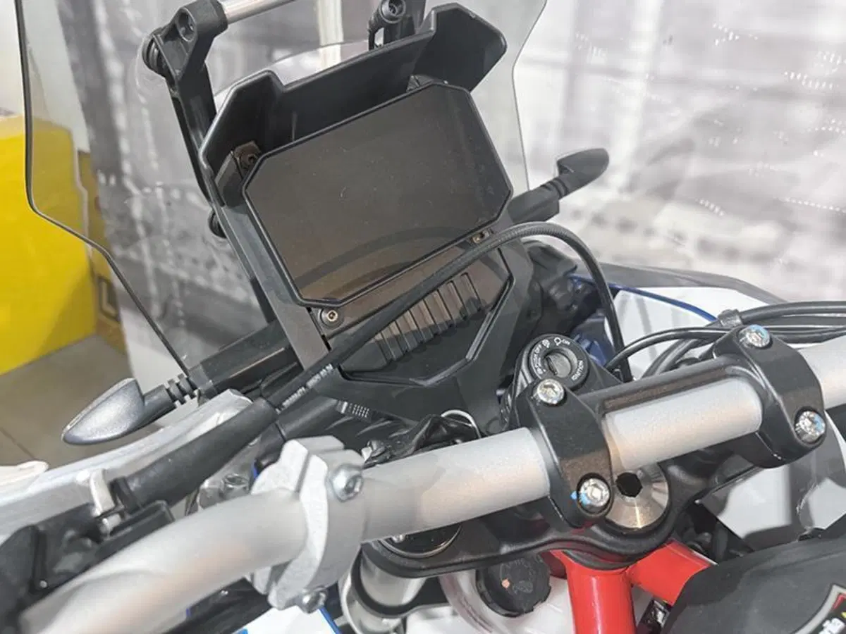 Aprilia Tuareg 660 (2022 - 24) (6)